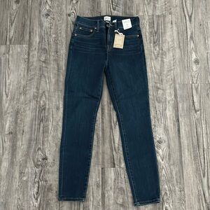 Brand new J Crew high-rise toothpick jeans  size 26